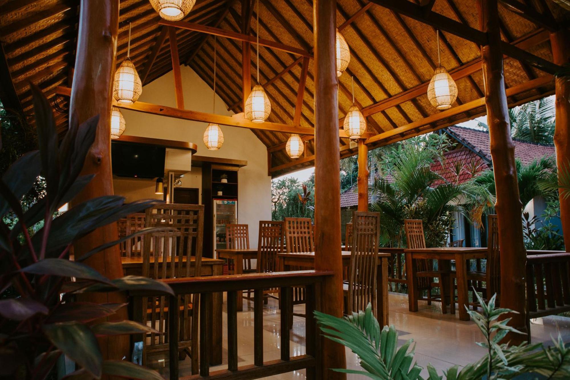 Sawit Garden Cottages Toyapakeh Exterior foto